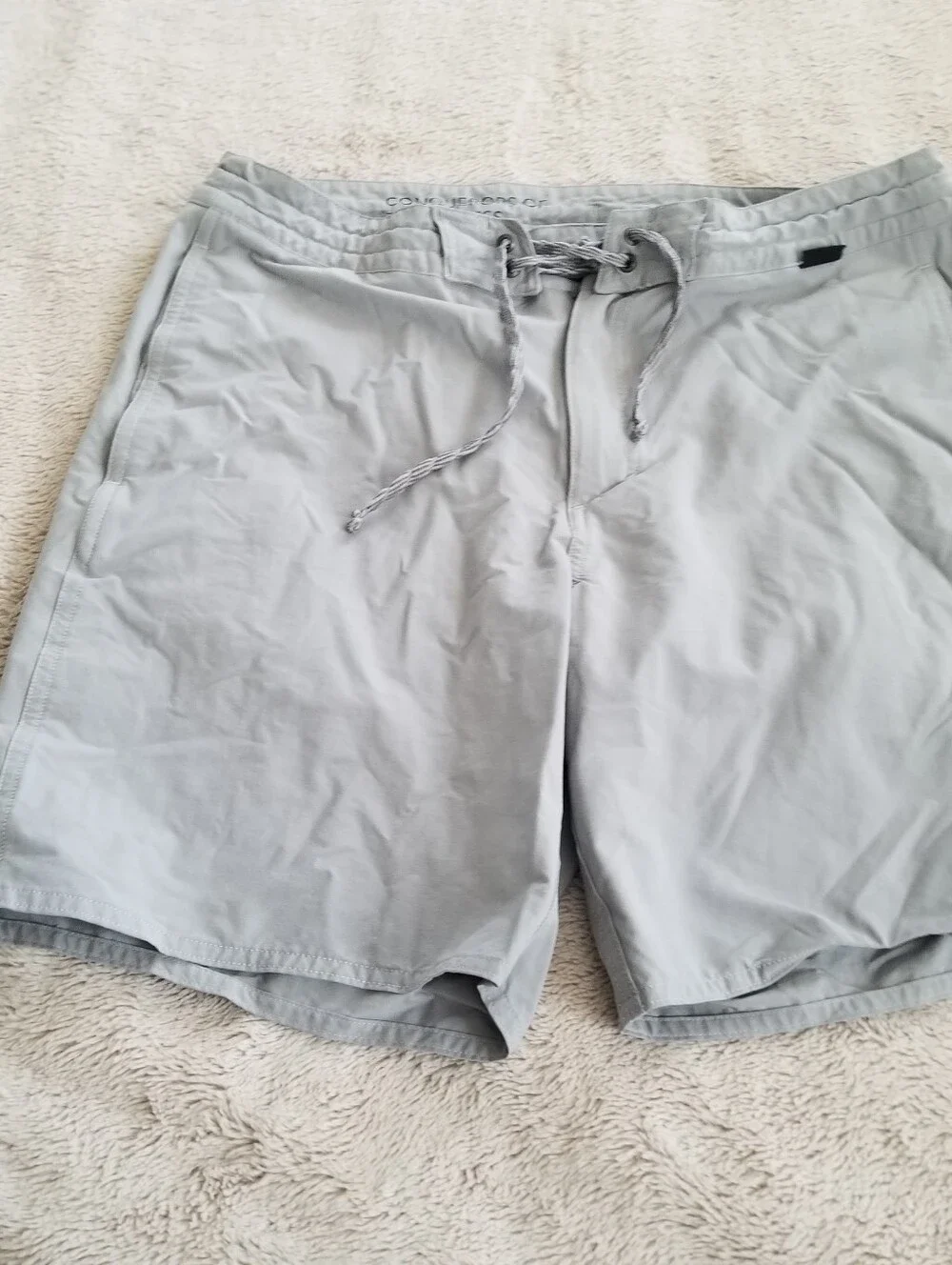 Patagonia Mens 32 Conquerors Of The Useless Gray Wavefarer Boardshorts